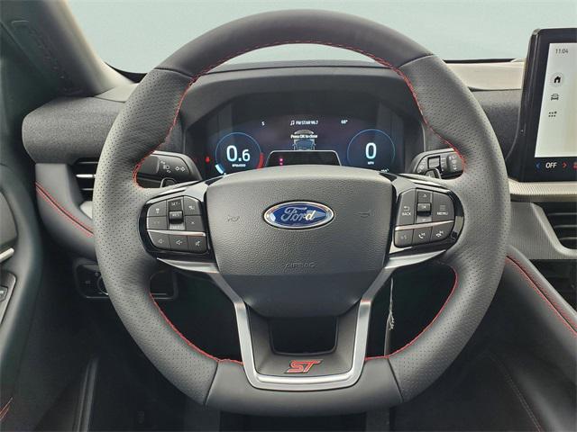 Photo of 2025 Gray Metallic Ford Explorer