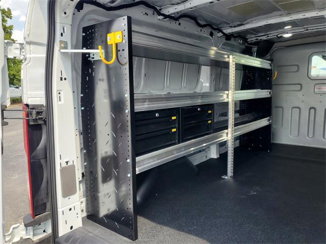 Photo of 2025 Oxford White Ford Transit-250