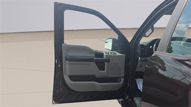 Photo of 2018 Magma Red Ford F-150