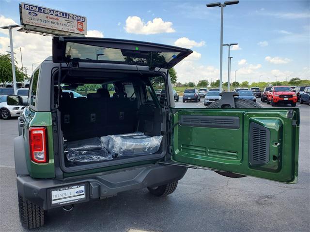 Photo of 2025 Eruption Green Metallic Ford Bronco