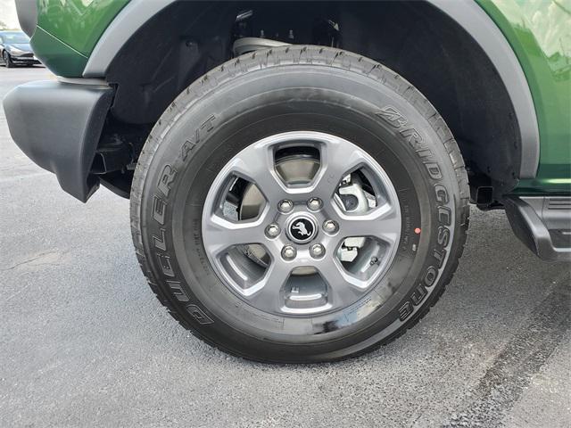 Photo of 2025 Eruption Green Metallic Ford Bronco