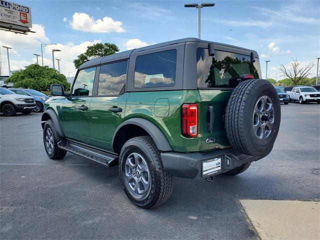 Photo of 2025 Eruption Green Metallic Ford Bronco