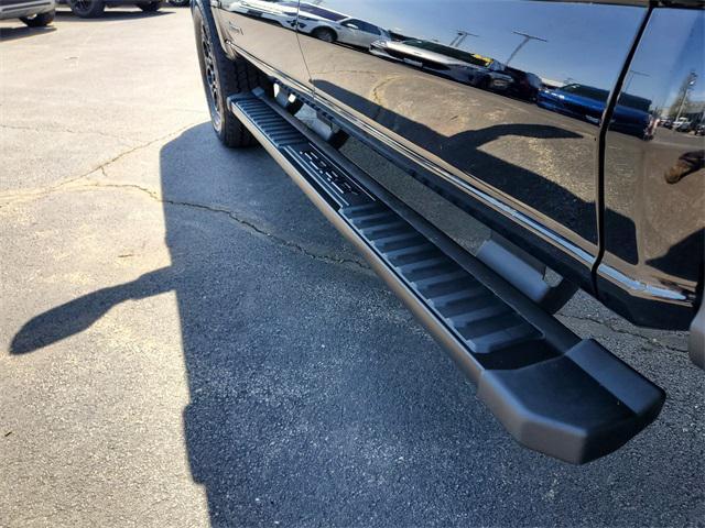 Photo of 2025 Black Metallic Ford F-250