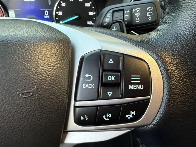 Photo of 2021 Iconic Silver Metallic Ford Explorer
