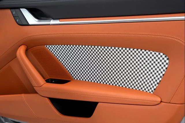 Photo of 2023 Sport Grey Metallic Porsche 911
