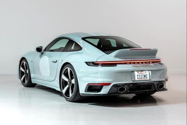 Photo of 2023 Sport Grey Metallic Porsche 911