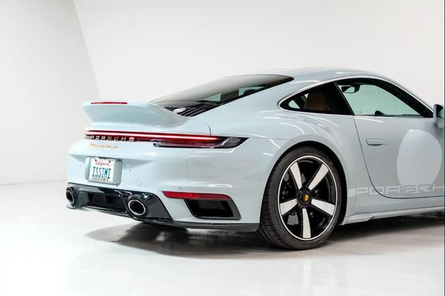 Photo of 2023 Sport Grey Metallic Porsche 911