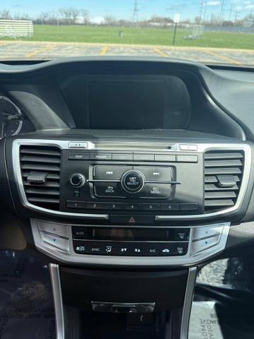 Photo of 2013 Alabaster Silver Metallic Honda Accord