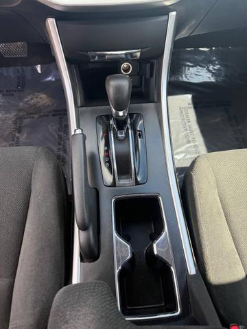 Photo of 2013 Alabaster Silver Metallic Honda Accord