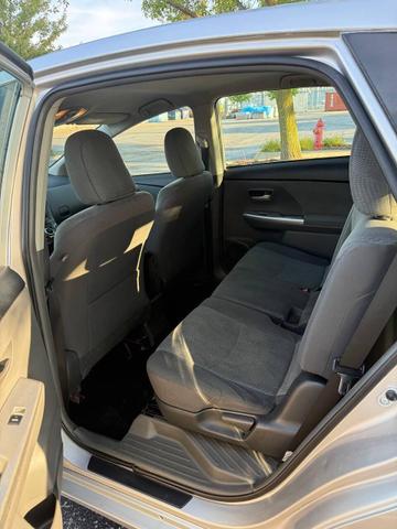 Photo of 2014 Blizzard Pearl Toyota Prius v