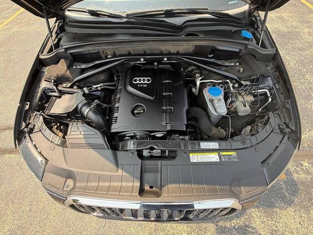 Photo of 2016 Brilliant Black Audi Q5
