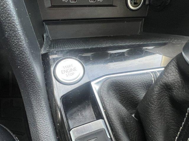 Photo of 2023 Pure White Volkswagen Taos