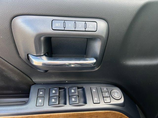 Photo of 2017 Black Chevrolet Silverado 1500