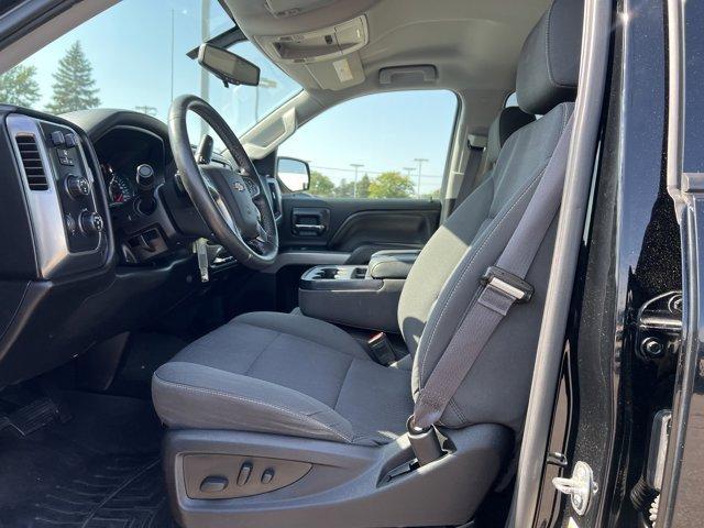 Photo of 2017 Black Chevrolet Silverado 1500