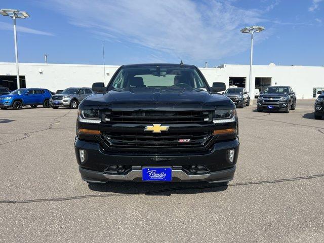 Photo of 2017 Black Chevrolet Silverado 1500