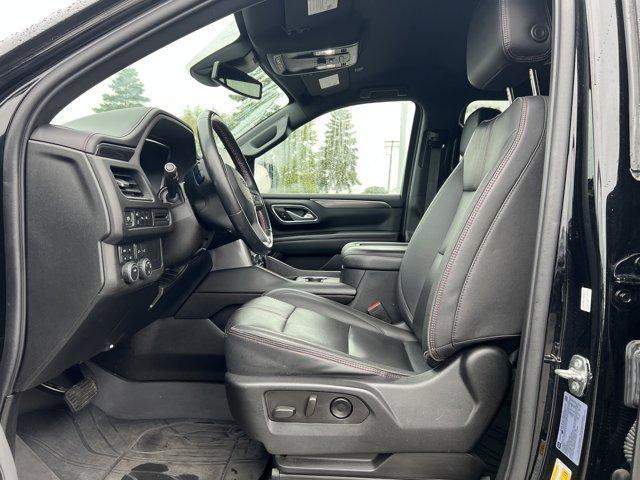 Photo of 2023 Black Chevrolet Suburban