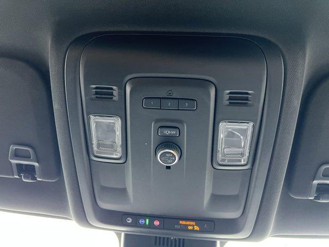 Photo of 2023 Black Chevrolet Suburban
