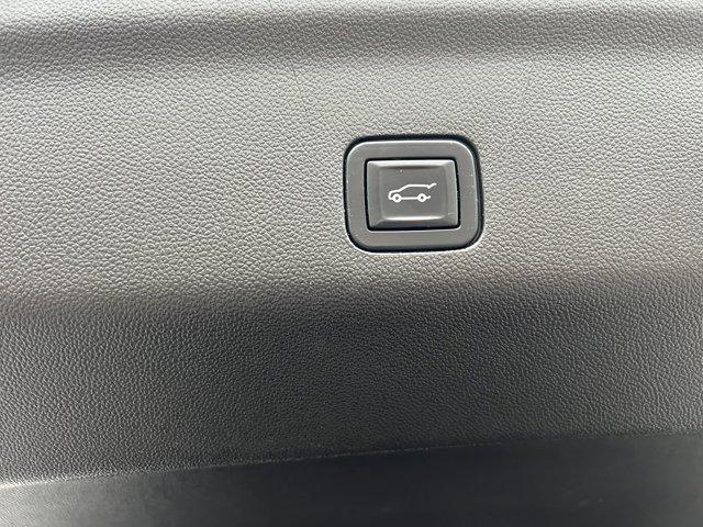 Photo of 2023 Black Chevrolet Suburban