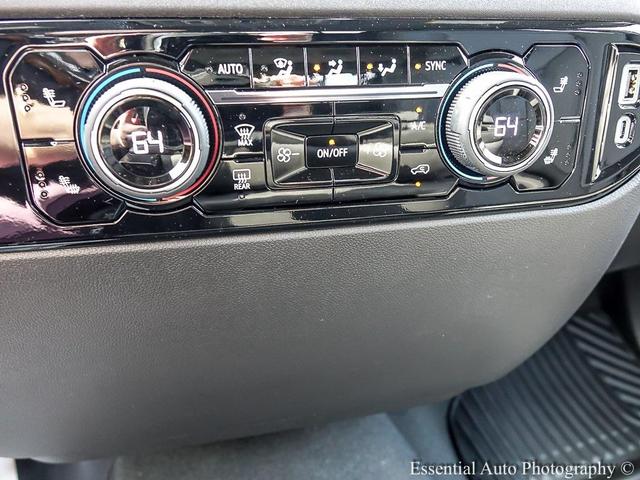 Photo of 2025 Summit White Chevrolet Silverado 1500