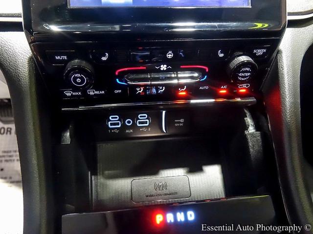 Photo of 2022 Bright White Clearcoat Jeep Grand Cherokee L