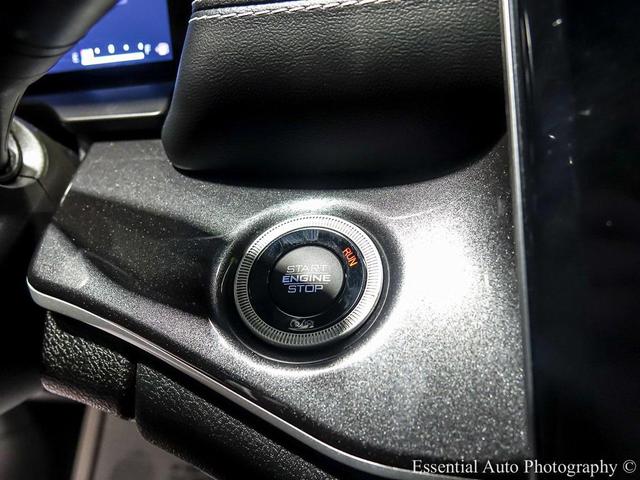 Photo of 2022 Bright White Clearcoat Jeep Grand Cherokee L