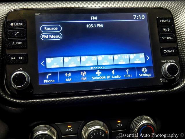 Photo of 2023 Gray/Super Black Nissan Kicks