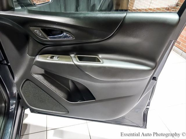 Photo of 2023 Iron Gray Metallic Chevrolet Equinox
