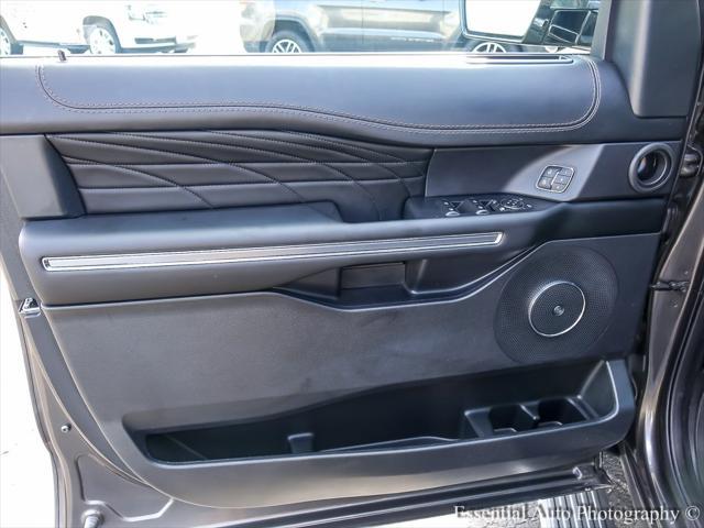 Photo of 2021 Magnetic Metallic Ford Expedition