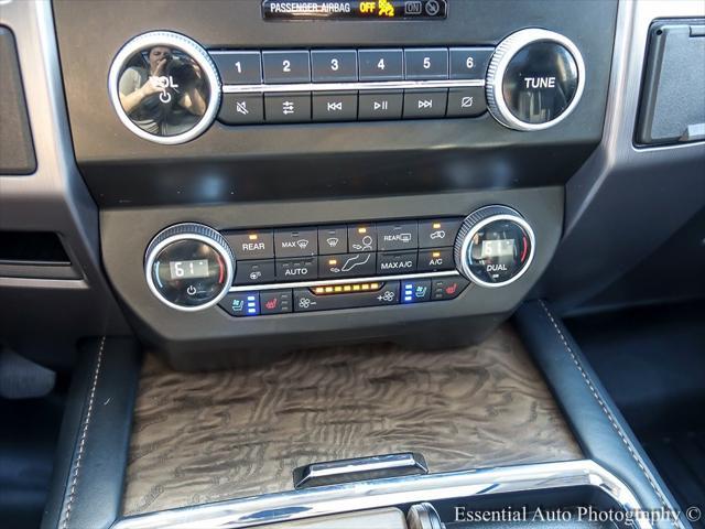 Photo of 2021 Magnetic Metallic Ford Expedition