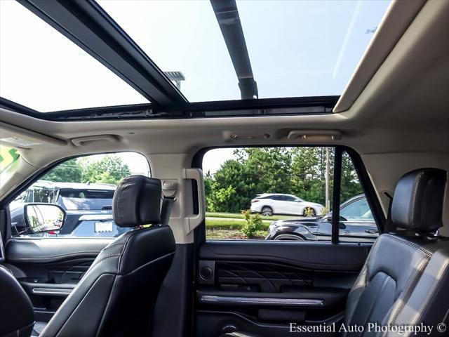 Photo of 2021 Magnetic Metallic Ford Expedition