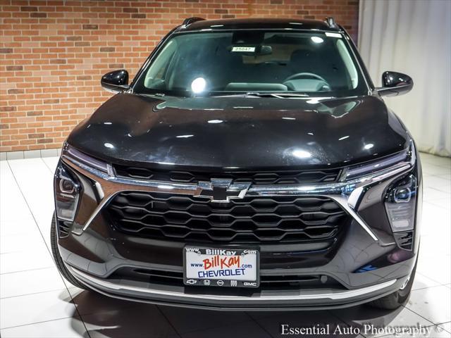 Photo of 2025 Mosaic Black Metallic Chevrolet Trax