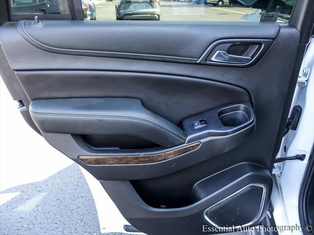 Photo of 2018 Summit White Chevrolet Tahoe