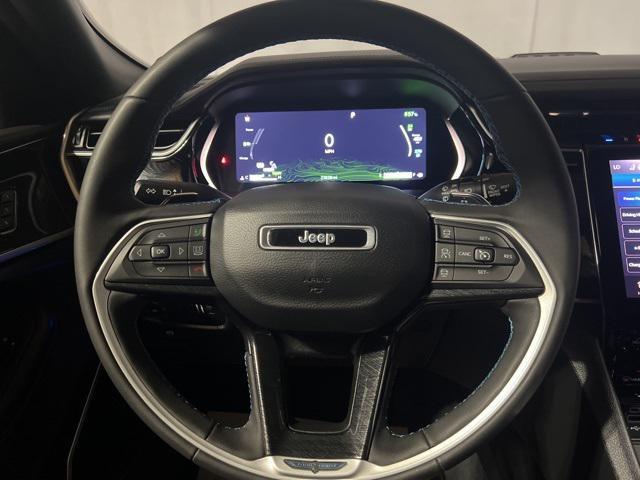 Photo of 2022 Bright White Clearcoat Jeep Grand Cherokee 4xe