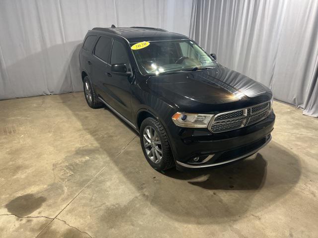 Photo of 2020 DB Black Crystal Clearcoat Dodge Durango