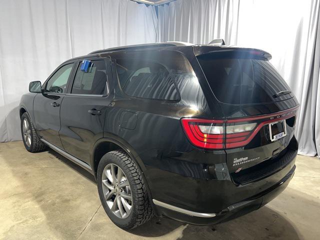 Photo of 2020 DB Black Crystal Clearcoat Dodge Durango