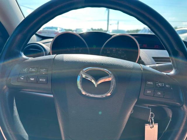 Photo of 2011 Liquid Silver Metallic Mazda Mazda3