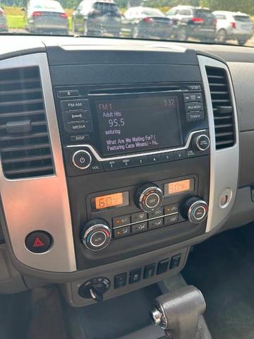 Photo of 2018 Glacier White Nissan Frontier