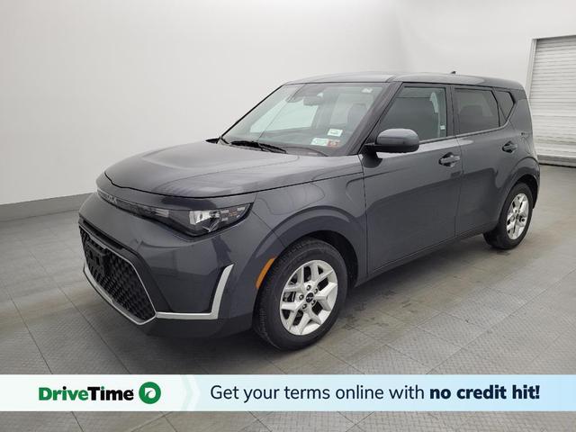 Photo of 2023 Gray Kia Soul
