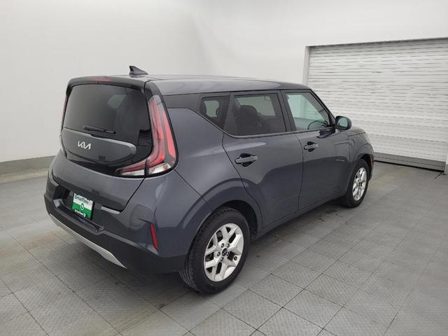 Photo of 2023 Gray Kia Soul