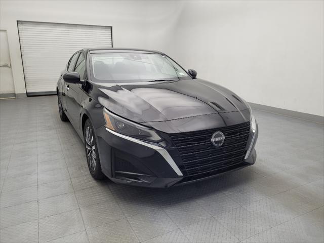 Photo of 2023 Super Black Nissan Altima