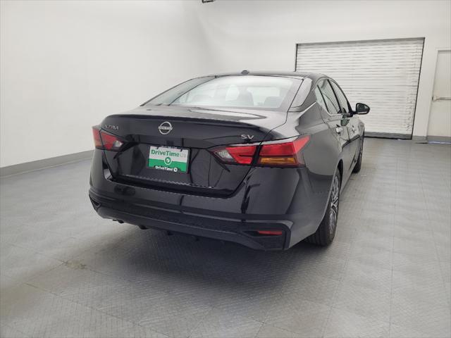 Photo of 2023 Super Black Nissan Altima