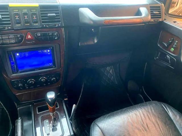 Photo of 2004 Silver Mercedes-Benz G-Class