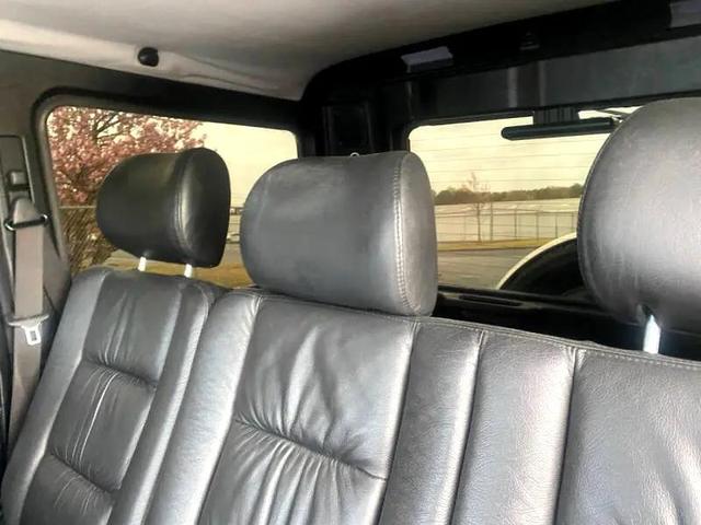Photo of 2004 Silver Mercedes-Benz G-Class