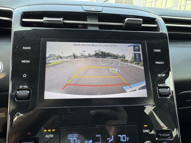 Photo of 2024 White Pearl Hyundai TUCSON
