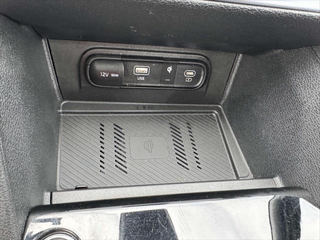 Photo of 2025 Jungle Green Kia Sportage