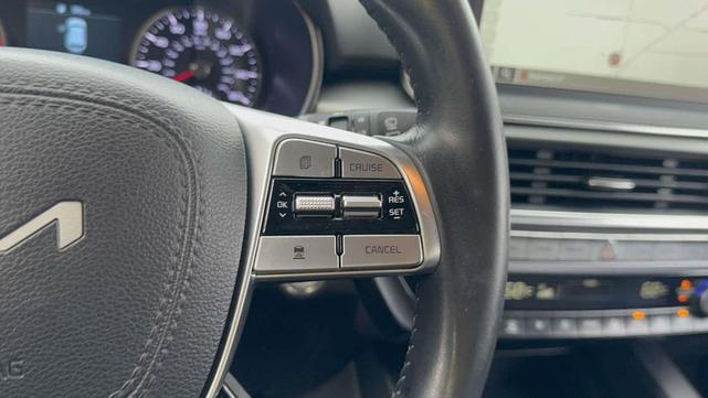 Photo of 2022 Everlasting Silver Kia Telluride