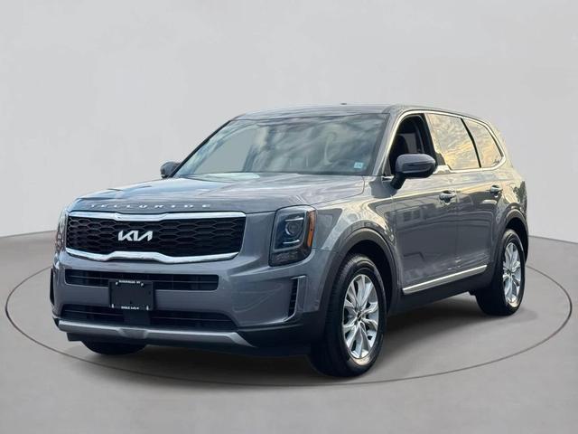 Photo of 2022 Everlasting Silver Kia Telluride