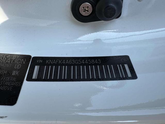 Photo of 2016 Clear White Kia Forte