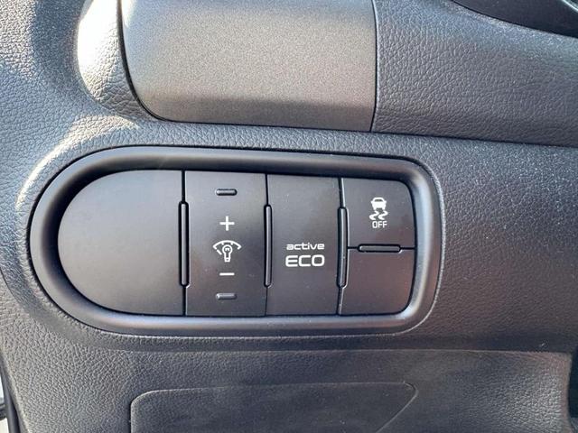 Photo of 2016 Clear White Kia Forte