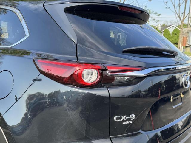 Photo of 2022 Jet Black Mica Mazda CX-9